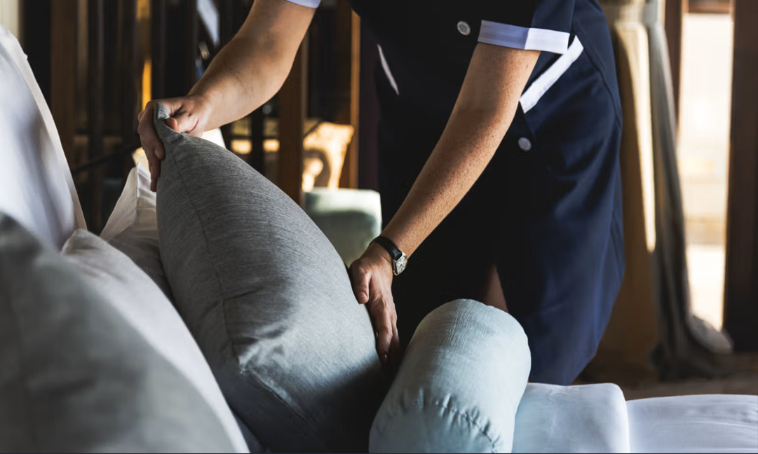 Seamless Operations: How Spottix Enhances Hotel Presentation